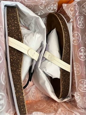 New! Miller Cloud Cork Sandals Sz 5.5